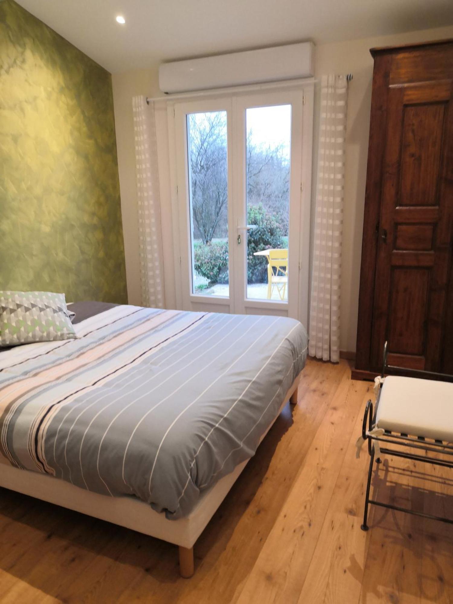 Chambre Avec Entree Independante Dans Un Ecrin De Verdure Dommartin  Esterno foto